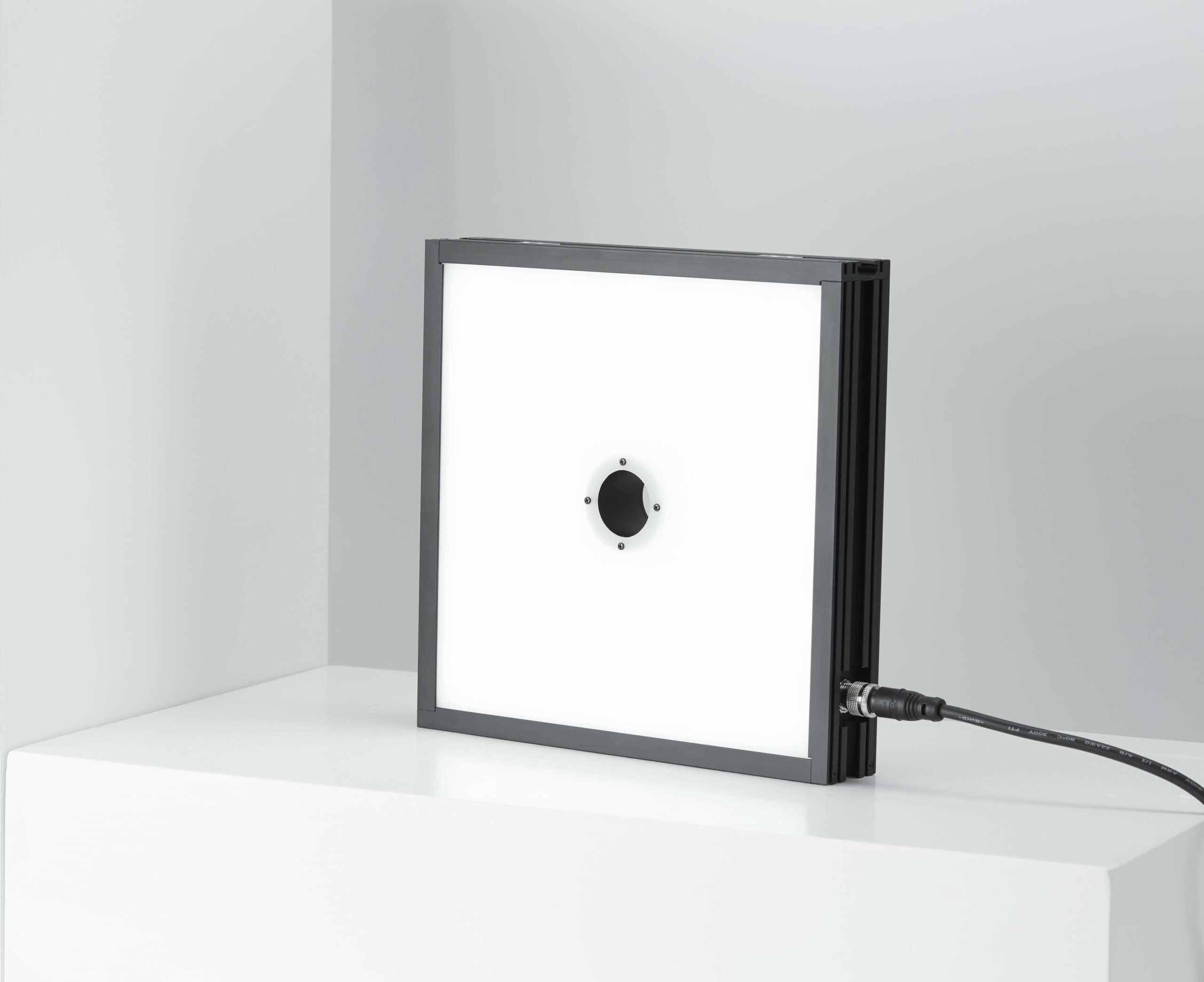 gepilatas-vs-technology-trident-light-built-in-function-vl-t-adbh-series-lighting_trident-light-built-in-function